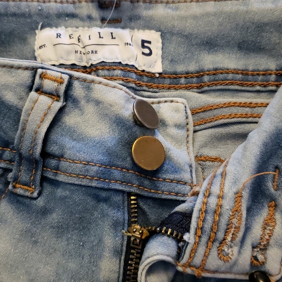 Refill Acid Wash Jeans Sz5 (#180) - Picture 2 of 5